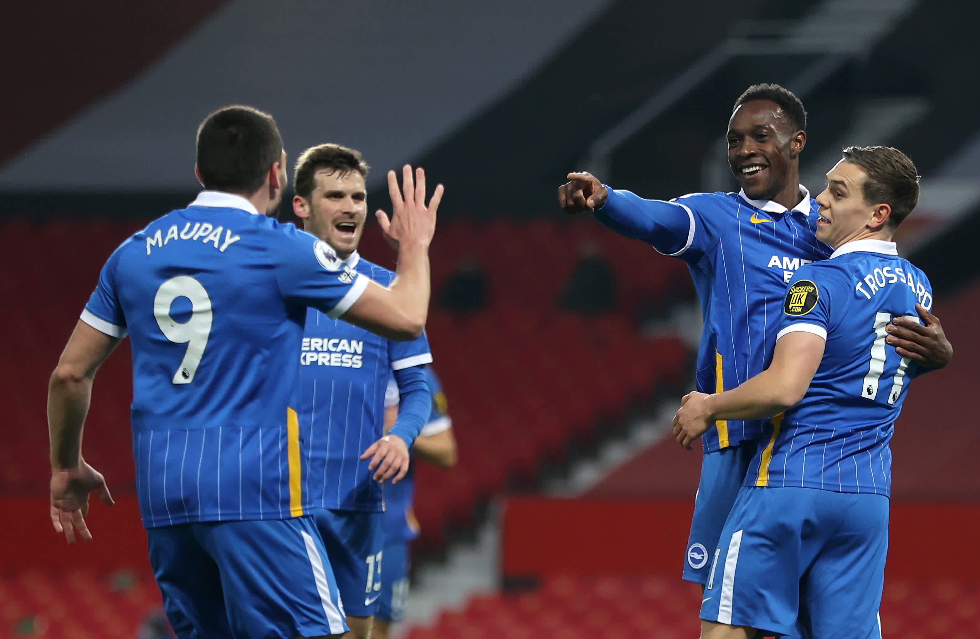 露了团队之 露了团队之